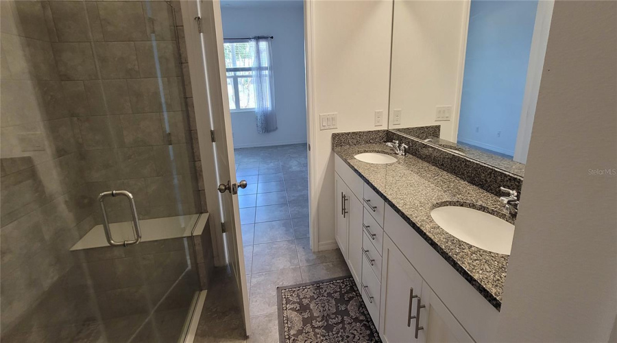 Kissimmee, Florida 34747, 2 Bedroom Bedrooms, ,2 Bathroombathrooms,Residential,For Sale,Flora Pass,0,Mfro6437912