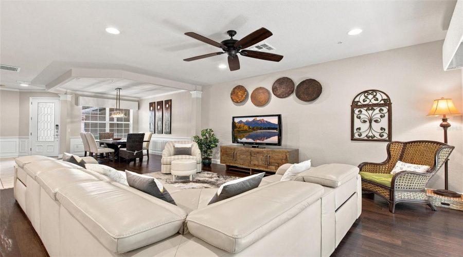 Davenport, Florida 33896, 3 Bedroom Bedrooms, ,2 Bathroombathrooms,Residential,For Sale,Lisbon Ct,0,Mfrs5156519
