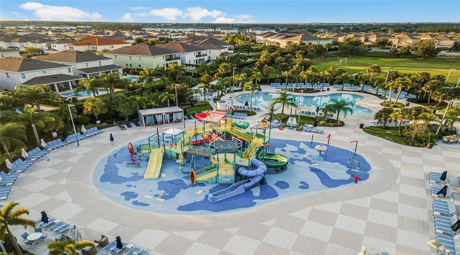 Kissimmee, Florida 34747, 5 Bedroom Bedrooms, ,5 Bathroombathrooms,Residential,For Sale,Pendant,0,Mfro6437863