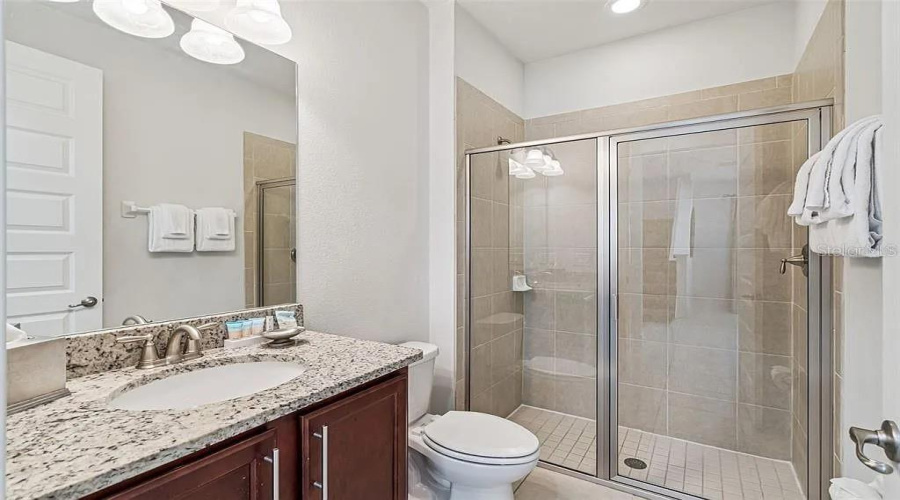 Kissimmee, Florida 34747, 5 Bedroom Bedrooms, ,5 Bathroombathrooms,Residential,For Sale,Pendant,0,Mfro6437863
