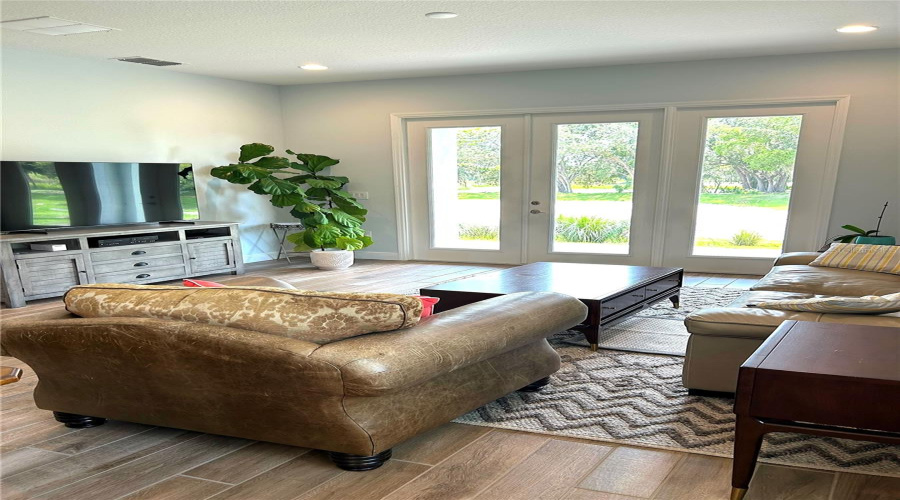 Kissimmee, Florida 34747, 2 Bedroom Bedrooms, ,2 Bathroombathrooms,Residential,For Sale,Key Bay,0,Mfro6438140