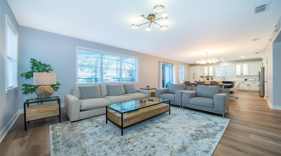 Davenport, Florida 33896, 6 Bedroom Bedrooms, ,4 Bathroombathrooms,Residential,For Sale,Pine Ridge,0,Mfrs5121315