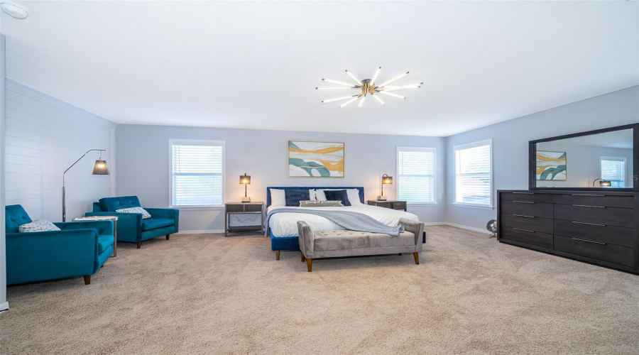 Davenport, Florida 33896, 6 Bedroom Bedrooms, ,4 Bathroombathrooms,Residential,For Sale,Pine Ridge,0,Mfrs5121315