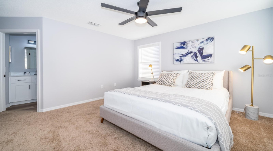 Davenport, Florida 33896, 6 Bedroom Bedrooms, ,4 Bathroombathrooms,Residential,For Sale,Pine Ridge,0,Mfrs5121315