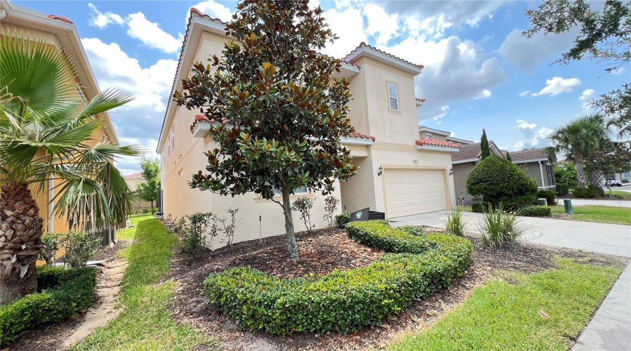 Davenport, Florida 33837, 12 Bedroom Bedrooms, ,11 Bathroombathrooms,Residential,For Sale,Broad Oak,0,Mfrs5126292