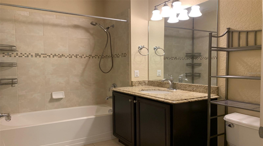 Davenport, Florida 33896, 2 Bedroom Bedrooms, ,2 Bathroombathrooms,Residential,For Sale,Bella Tierra Ct,0,Mfrs5149600