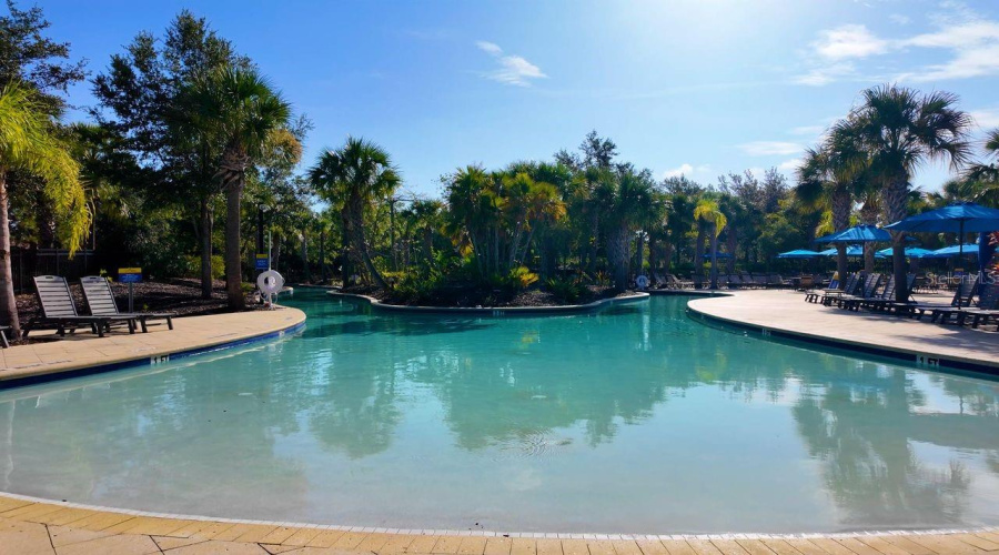 Davenport, Florida 33837, 6 Bedroom Bedrooms, ,4 Bathroombathrooms,Residential,For Sale,Acorn,0,Mfrg5117211
