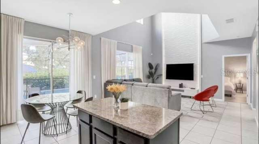 Davenport, Florida 33837, 6 Bedroom Bedrooms, ,4 Bathroombathrooms,Residential,For Sale,Acorn,0,Mfrg5117211