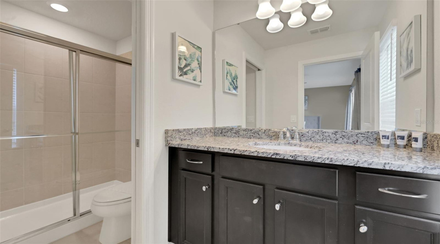 Davenport, Florida 33897, 10 Bedroom Bedrooms, ,8 Bathroombathrooms,Residential,For Sale,Lelani,0,Mfro6436965