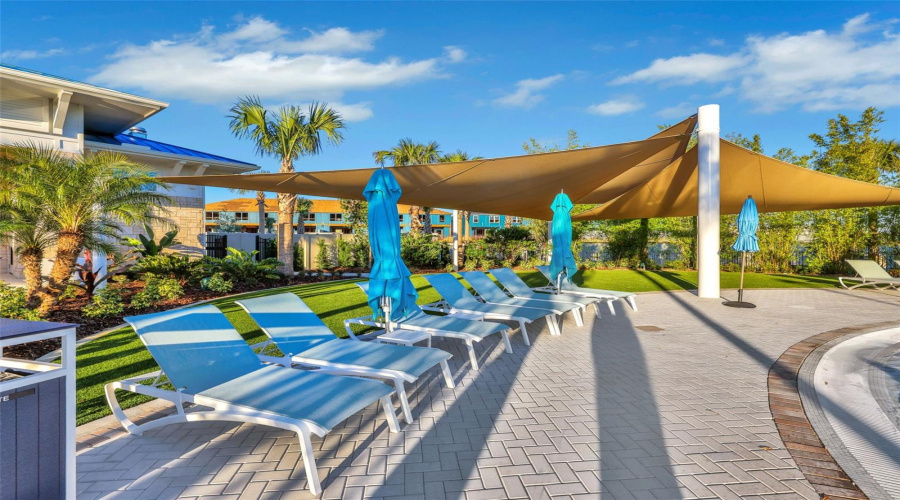 Davenport, Florida 33897, 10 Bedroom Bedrooms, ,8 Bathroombathrooms,Residential,For Sale,Lelani,0,Mfro6436965