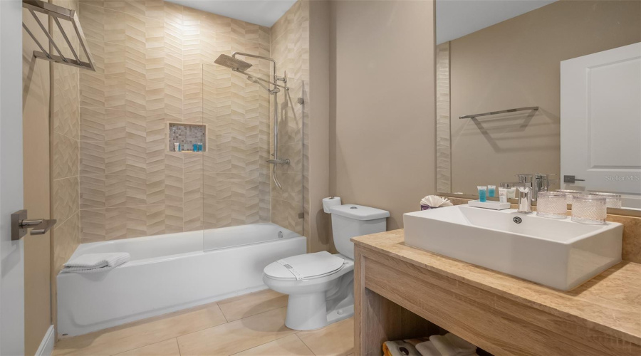Kissimmee, Florida 34747, 4 Bedroom Bedrooms, ,4 Bathroombathrooms,Residential,For Sale,Brooklyn,0,Mfro6299500