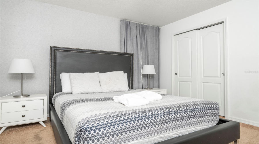 Kissimmee, Florida 34747, 6 Bedroom Bedrooms, ,4 Bathroombathrooms,Residential,For Sale,Rhodes,0,Mfro6381275