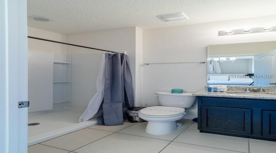 Davenport, Florida 33837, 6 Bedroom Bedrooms, ,5 Bathroombathrooms,Residential,For Sale,Broad Oak,0,Mfro6338003