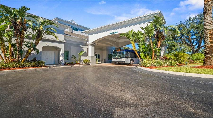 Orlando, Florida 32836, 1 Bedroom Bedrooms, ,1 Bathroombathrooms,Residential,For Sale,Palm,0,Mfrtb8516594