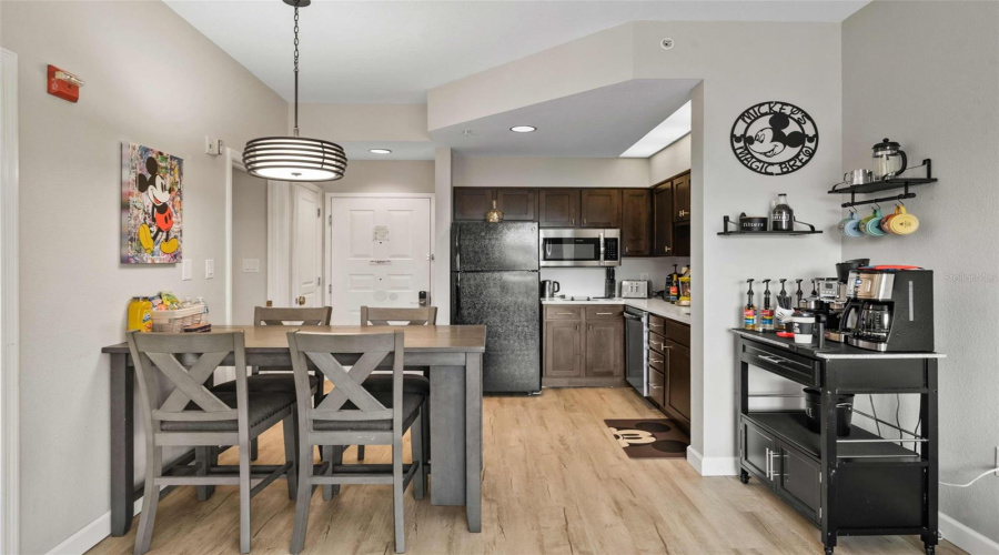 Orlando, Florida 32836, 1 Bedroom Bedrooms, ,1 Bathroombathrooms,Residential,For Sale,Palm,0,Mfrtb8516594