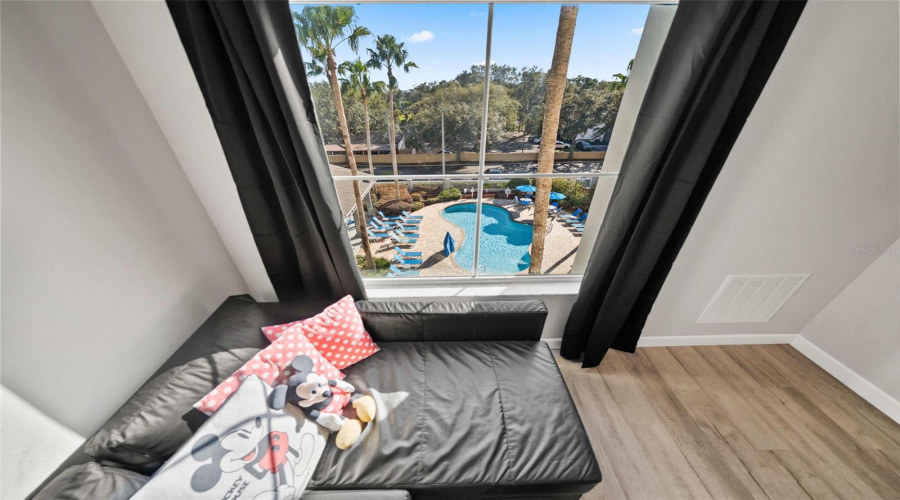Orlando, Florida 32836, 1 Bedroom Bedrooms, ,1 Bathroombathrooms,Residential,For Sale,Palm,0,Mfrtb8516594