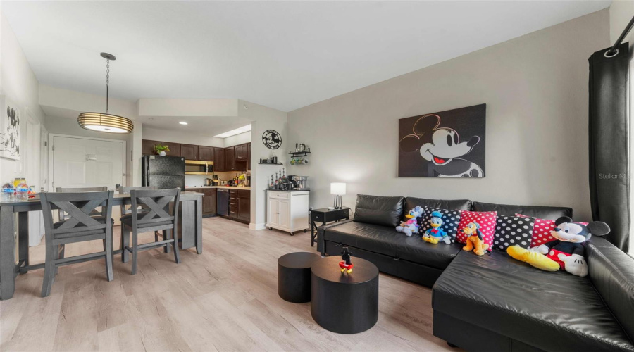 Orlando, Florida 32836, 1 Bedroom Bedrooms, ,1 Bathroombathrooms,Residential,For Sale,Palm,0,Mfrtb8516594