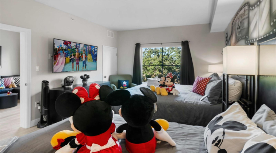 Orlando, Florida 32836, 1 Bedroom Bedrooms, ,1 Bathroombathrooms,Residential,For Sale,Palm,0,Mfrtb8516594