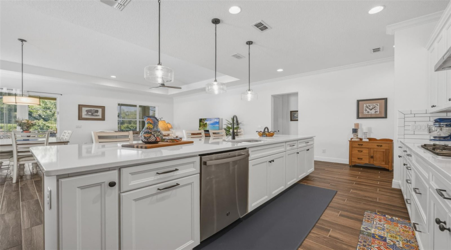 Kissimmee, Florida 34747, 3 Bedroom Bedrooms, ,3 Bathroombathrooms,Residential,For Sale,Four Seasons,0,Mfrv4950940