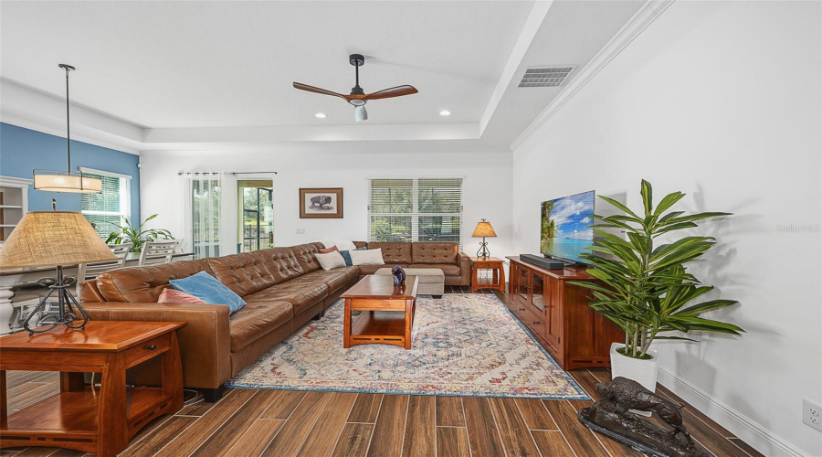 Kissimmee, Florida 34747, 3 Bedroom Bedrooms, ,3 Bathroombathrooms,Residential,For Sale,Four Seasons,0,Mfrv4950940