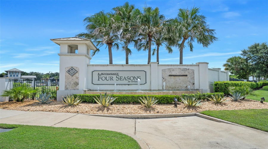 Kissimmee, Florida 34747, 3 Bedroom Bedrooms, ,3 Bathroombathrooms,Residential,For Sale,Four Seasons,0,Mfrv4950940