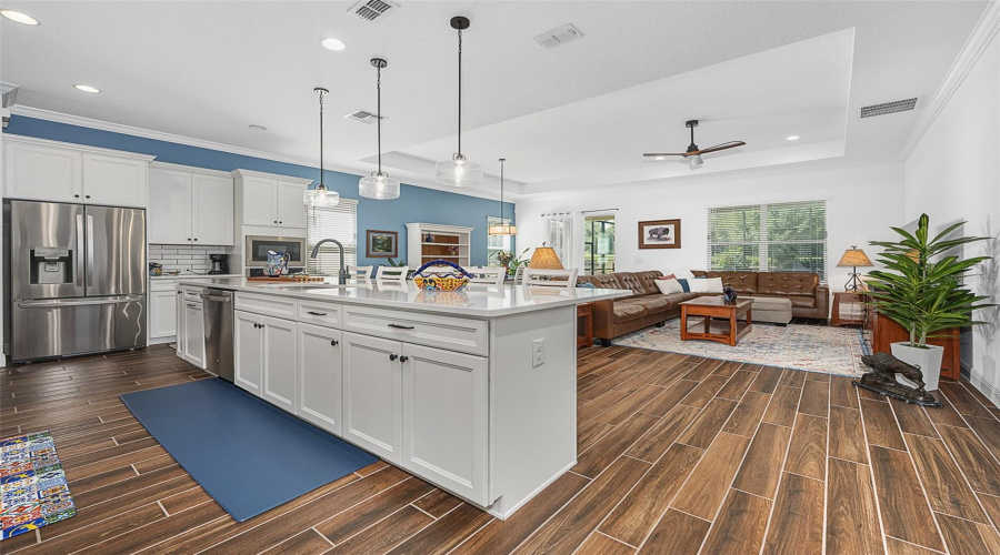 Kissimmee, Florida 34747, 3 Bedroom Bedrooms, ,3 Bathroombathrooms,Residential,For Sale,Four Seasons,0,Mfrv4950940