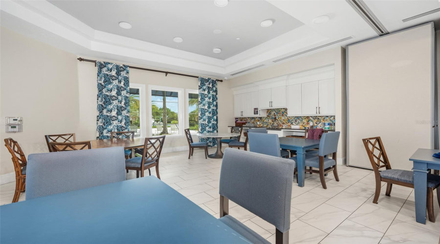 Kissimmee, Florida 34747, 3 Bedroom Bedrooms, ,3 Bathroombathrooms,Residential,For Sale,Four Seasons,0,Mfrv4950940