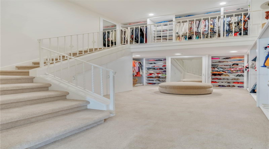 Orlando, Florida 32836, 6 Bedroom Bedrooms, ,6 Bathroombathrooms,Residential,For Sale,Southern Breeze,0,Mfro6344799