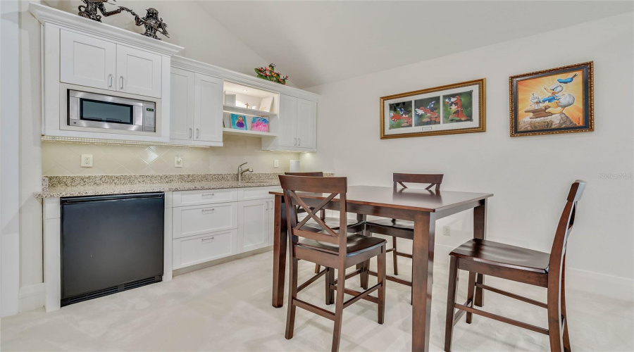 Orlando, Florida 32836, 6 Bedroom Bedrooms, ,6 Bathroombathrooms,Residential,For Sale,Southern Breeze,0,Mfro6344799