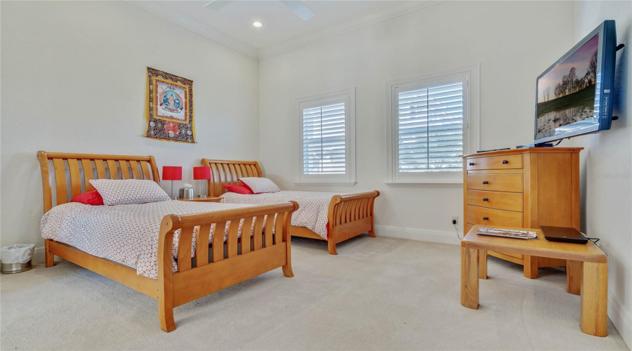 Orlando, Florida 32836, 6 Bedroom Bedrooms, ,6 Bathroombathrooms,Residential,For Sale,Southern Breeze,0,Mfro6344799