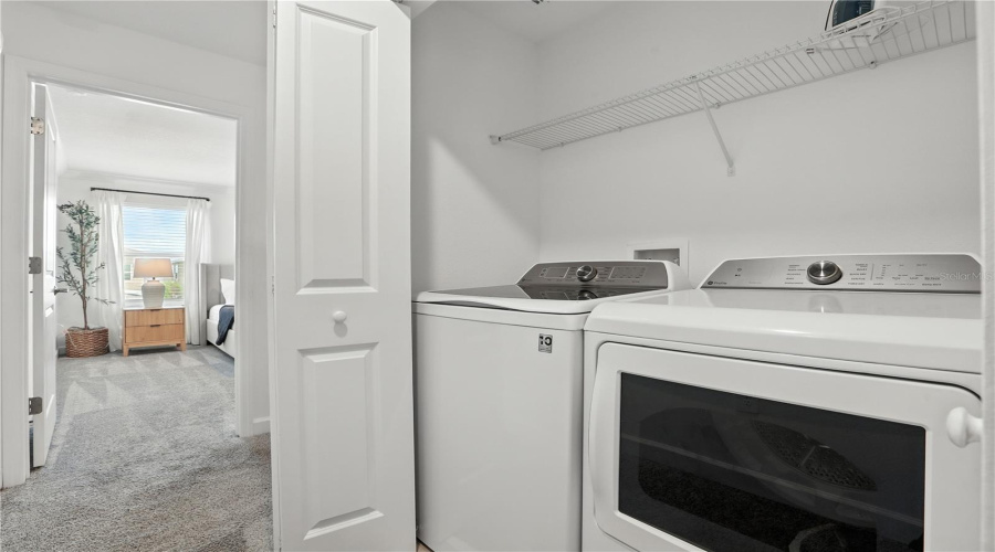 Davenport, Florida 33896, 4 Bedroom Bedrooms, ,3 Bathroombathrooms,Residential,For Sale,Kingsbarn,0,Mfro6342789