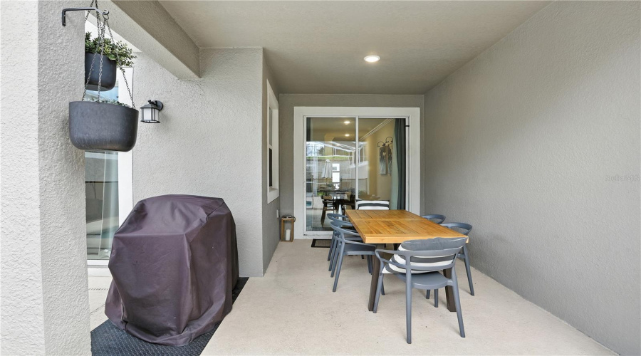 Davenport, Florida 33896, 4 Bedroom Bedrooms, ,3 Bathroombathrooms,Residential,For Sale,Kingsbarn,0,Mfro6342789