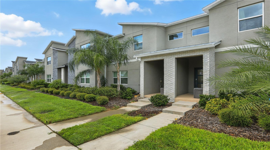 Davenport, Florida 33896, 4 Bedroom Bedrooms, ,3 Bathroombathrooms,Residential,For Sale,Kingsbarn,0,Mfro6342789