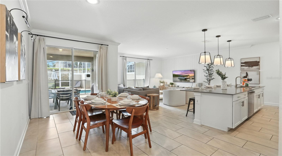Davenport, Florida 33896, 4 Bedroom Bedrooms, ,3 Bathroombathrooms,Residential,For Sale,Kingsbarn,0,Mfro6342789