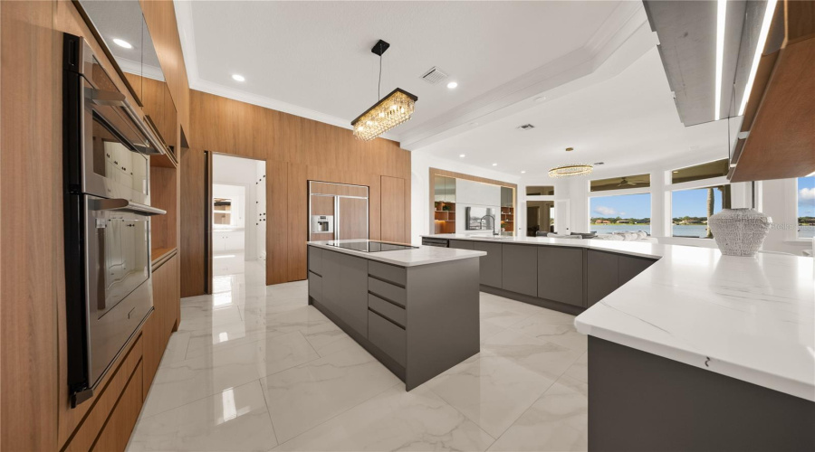 Orlando, Florida 32836, 6 Bedroom Bedrooms, ,6 Bathroombathrooms,Residential,For Sale,Southern Breeze,0,Mfro6429357