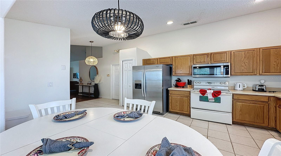 Kissimmee, Florida 34747, 4 Bedroom Bedrooms, ,3 Bathroombathrooms,Residential,For Sale,Summer Creek,0,Mfro6435252