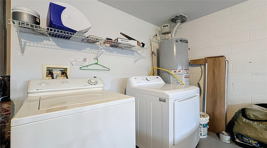 Kissimmee, Florida 34747, 4 Bedroom Bedrooms, ,3 Bathroombathrooms,Residential,For Sale,Summer Creek,0,Mfro6435252