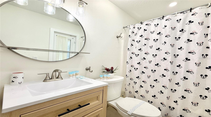 Davenport, Florida 33896, 4 Bedroom Bedrooms, ,3 Bathroombathrooms,Residential,For Sale,Sandy Ridge,0,Mfrs5156759