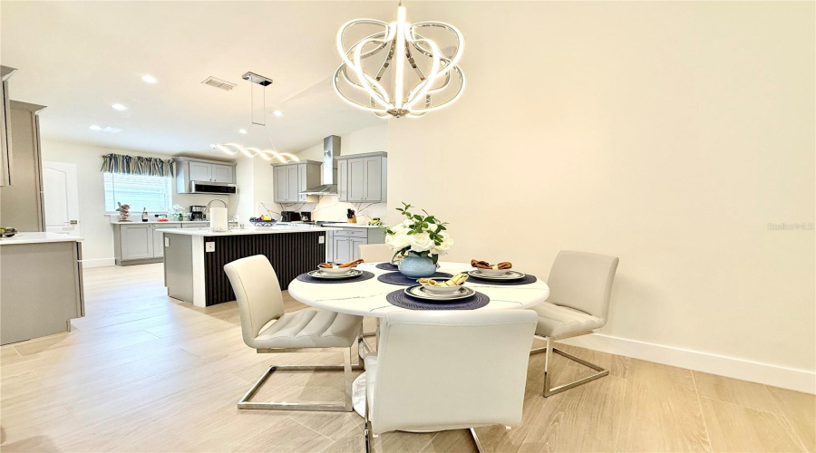 Davenport, Florida 33896, 4 Bedroom Bedrooms, ,3 Bathroombathrooms,Residential,For Sale,Sandy Ridge,0,Mfrs5156759