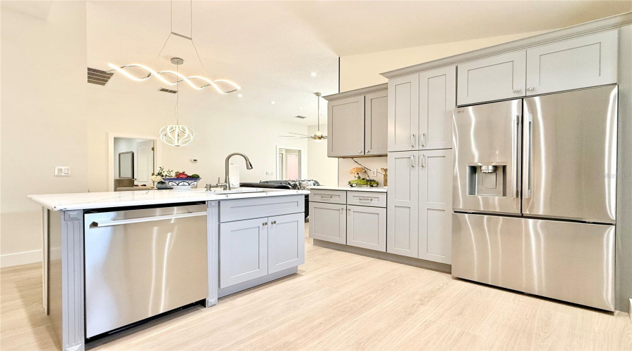 Davenport, Florida 33896, 4 Bedroom Bedrooms, ,3 Bathroombathrooms,Residential,For Sale,Sandy Ridge,0,Mfrs5156759
