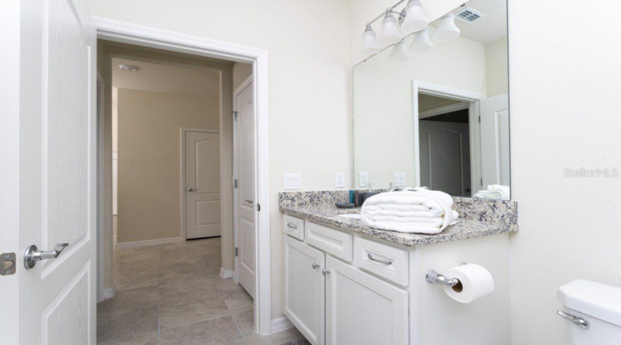 Davenport, Florida 33837, 5 Bedroom Bedrooms, ,4 Bathroombathrooms,Residential,For Sale,Oak Spring,0,Mfro6438291