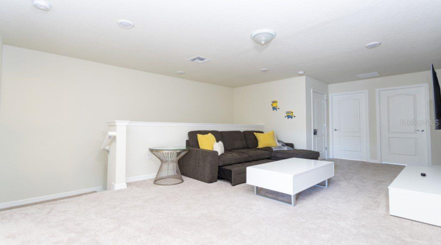 Davenport, Florida 33837, 5 Bedroom Bedrooms, ,4 Bathroombathrooms,Residential,For Sale,Oak Spring,0,Mfro6438291
