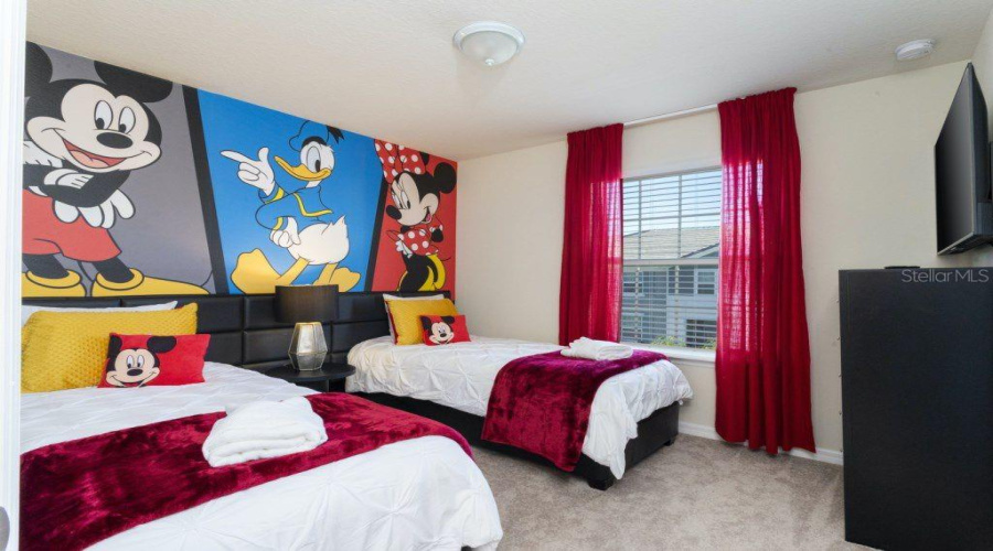Davenport, Florida 33837, 5 Bedroom Bedrooms, ,4 Bathroombathrooms,Residential,For Sale,Oak Spring,0,Mfro6438291