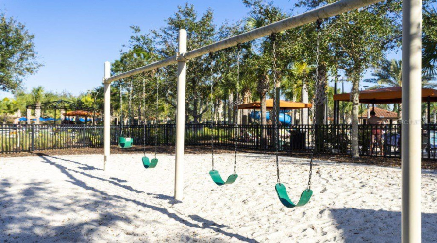 Davenport, Florida 33837, 5 Bedroom Bedrooms, ,4 Bathroombathrooms,Residential,For Sale,Oak Spring,0,Mfro6438291