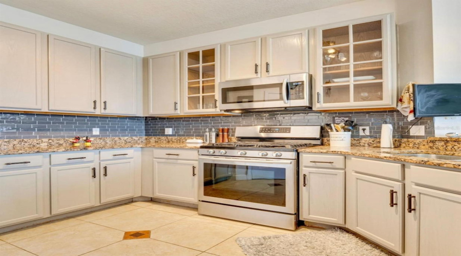 Davenport, Florida 33897, 3 Bedroom Bedrooms, ,2 Bathroombathrooms,Residential,For Sale,Sonja,0,Mfrp4939757
