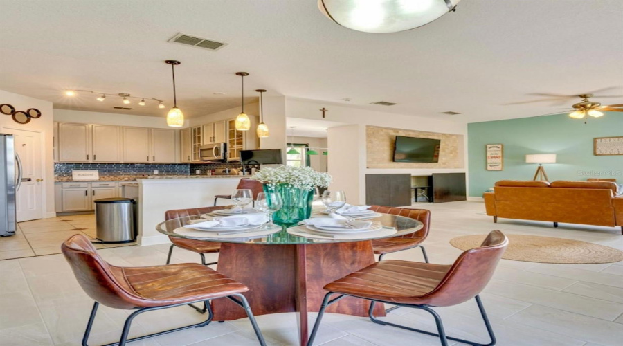 Davenport, Florida 33897, 3 Bedroom Bedrooms, ,2 Bathroombathrooms,Residential,For Sale,Sonja,0,Mfrp4939757