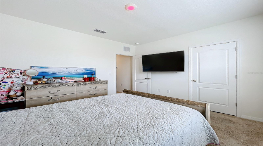 Davenport, Florida 33897, 5 Bedroom Bedrooms, ,3 Bathroombathrooms,Residential,For Sale,Reddish Egret,0,Mfrs5156783