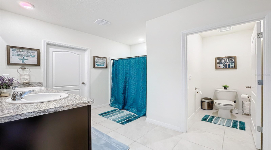 Davenport, Florida 33897, 5 Bedroom Bedrooms, ,3 Bathroombathrooms,Residential,For Sale,Reddish Egret,0,Mfrs5156783