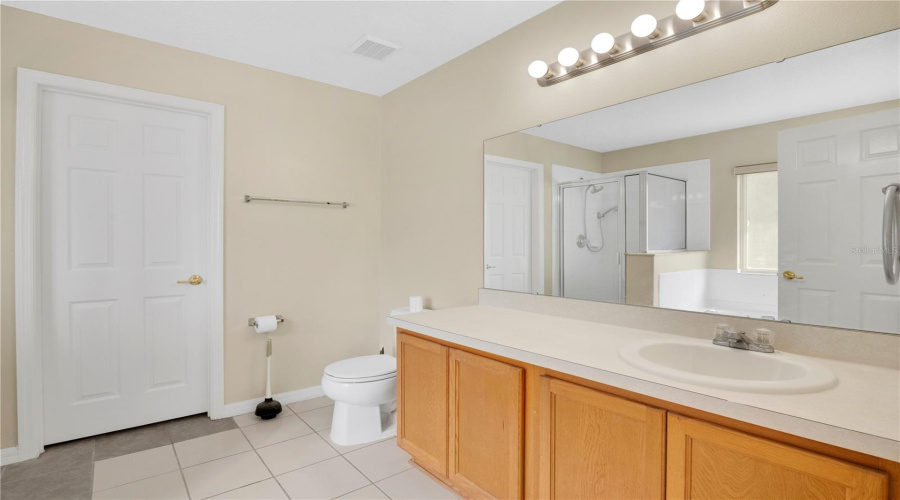 Davenport, Florida 33897, 4 Bedroom Bedrooms, ,3 Bathroombathrooms,Residential,For Sale,Kettering,0,Mfro6438301