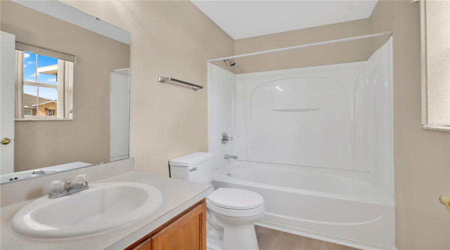 Davenport, Florida 33897, 4 Bedroom Bedrooms, ,3 Bathroombathrooms,Residential,For Sale,Kettering,0,Mfro6438301